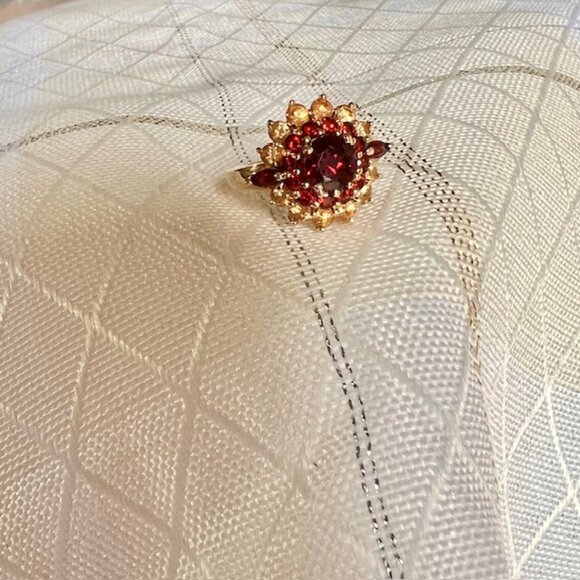 Vintage Garnet and Citrine Stone 10K Gold Ring Birthstone Healing Rings,Size 5 - Picture 4 of 11